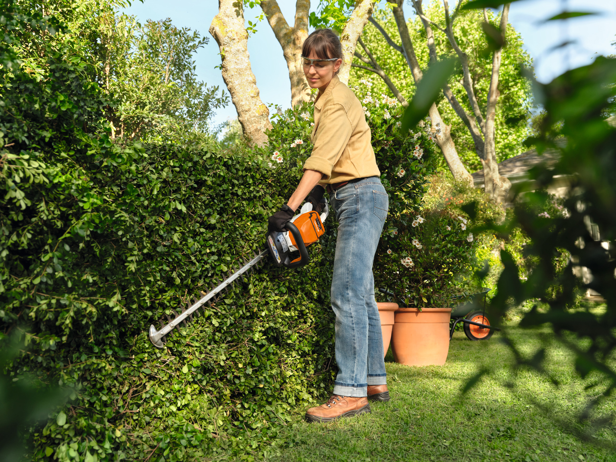 HSA 60 con batería AK 10 y cargador AL 101